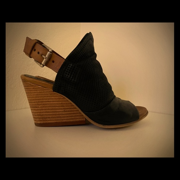 Miz Mooz Kona Wedge Sandals - Picture 1 of 4